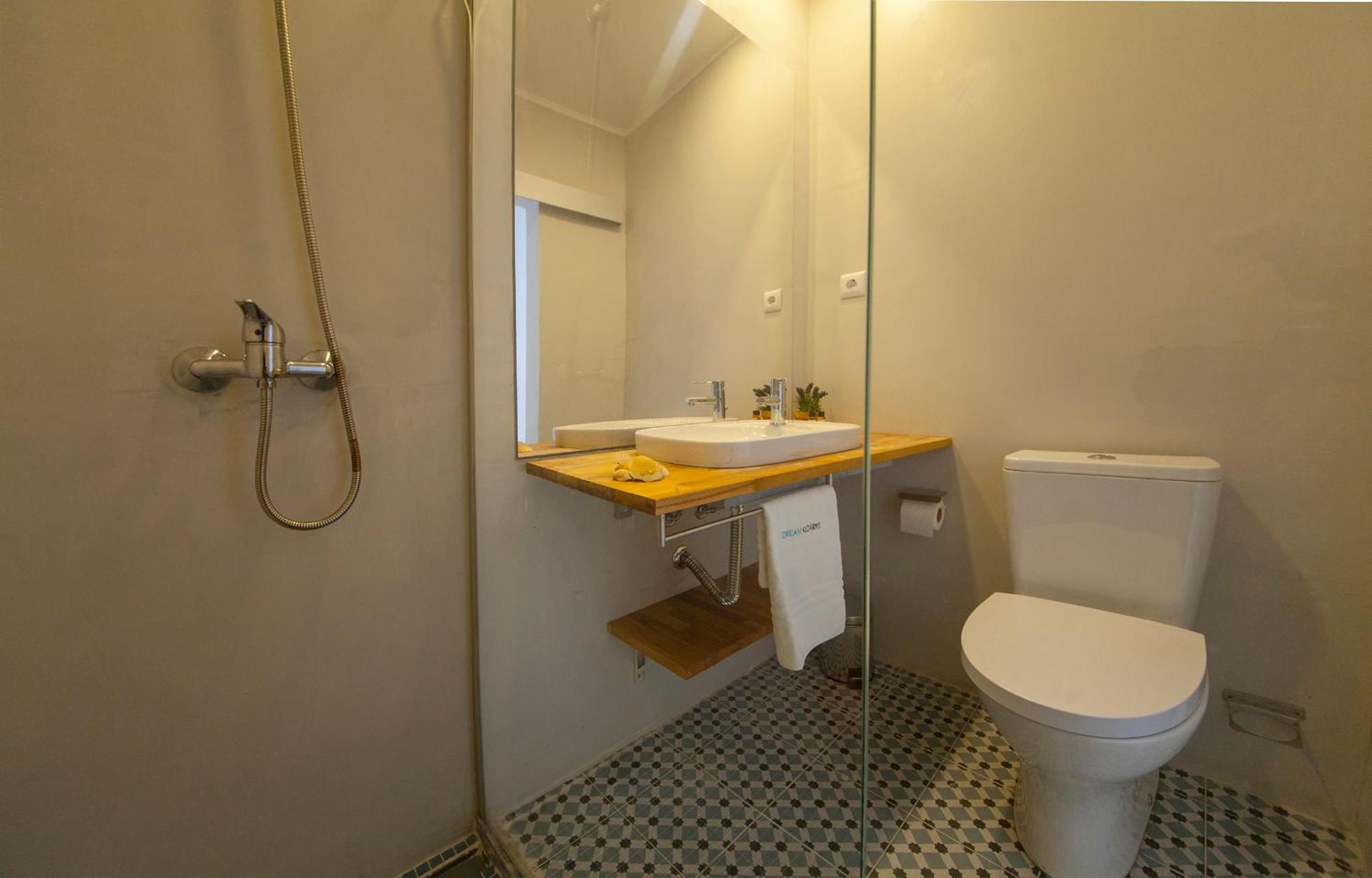 B38 - Tamar & Patio Apartment Lagos Luaran gambar